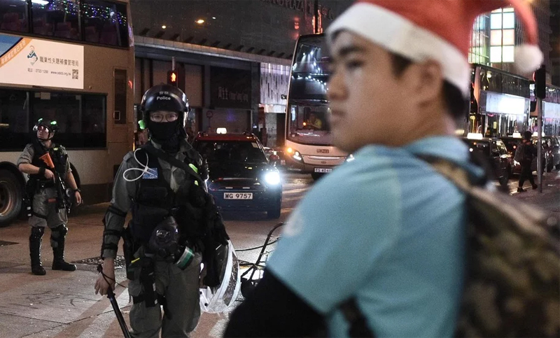 Nuevas protestas en un centro comercial de Hong Kong