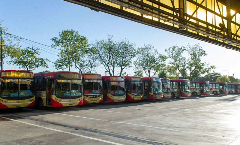 Choferes de la Línea 60 repudiaron la toma de la UTA