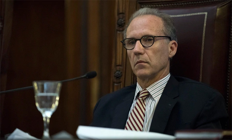 Imputan al Presidente de la Corte Carlos Rosenkrantz por presuntas cuentas offshore