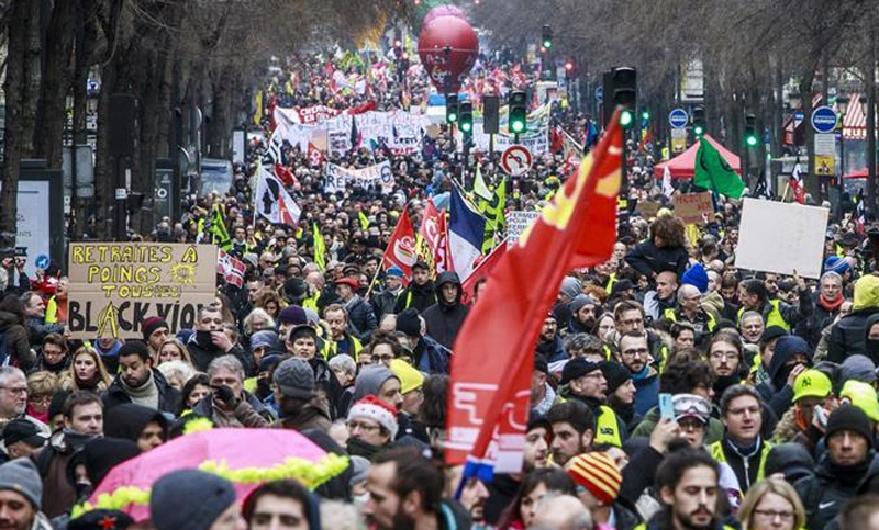 La huelga de transportes en Francia se encamina a ser la más extensa de la historia