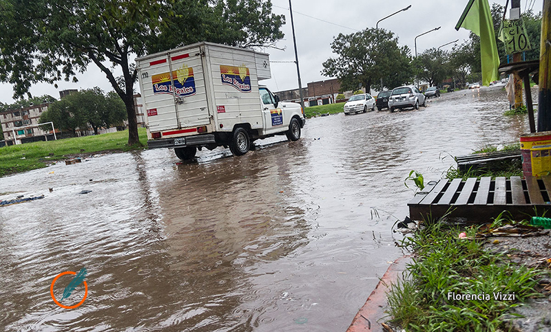 Evacuados, anegamientos y cortes de luz en Santa Fe a causa de intensas lluvias