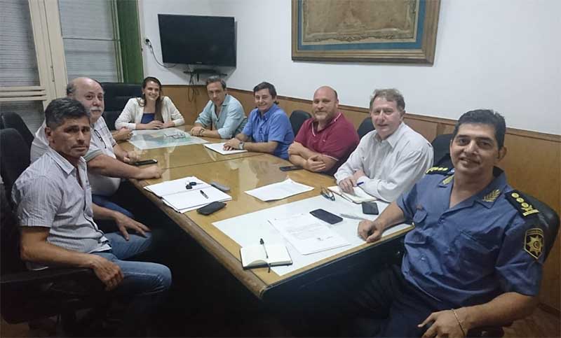 Tras reunión entre taxistas y funcionarios, garantizan la prestación en Año Nuevo
