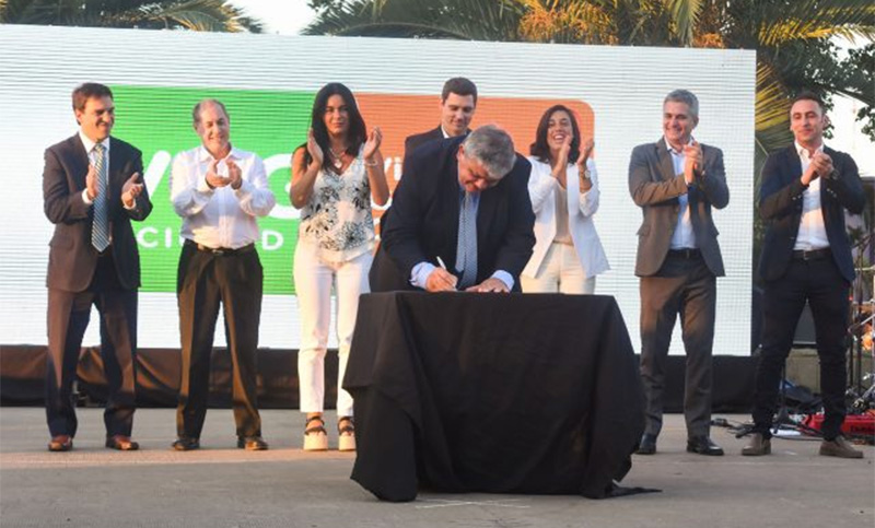 Alberto Ricci asumió su segundo mandato como intendente de Villa Gobernador Gálvez