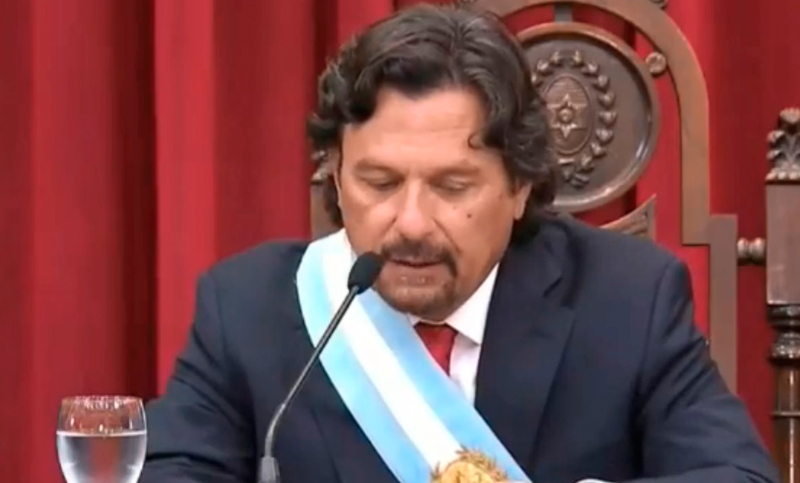 Gustavo Sáenz prestó juramento y ya es gobernador de Salta