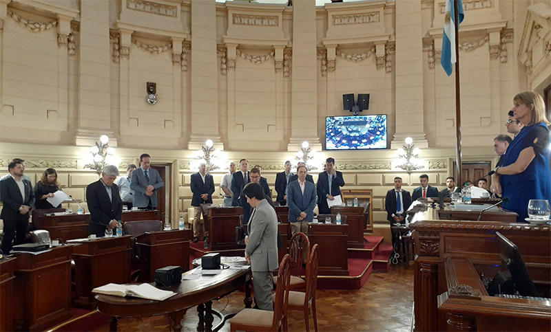 Media sanción en el Senado provincial para la ley tributaria que pide Perotti