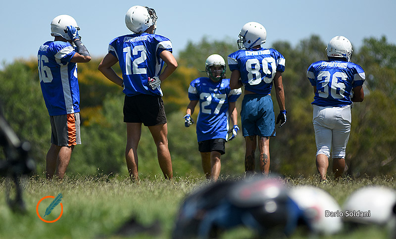 Fútbol americano: buscan sumar jugadores para un deporte que crece en Rosario