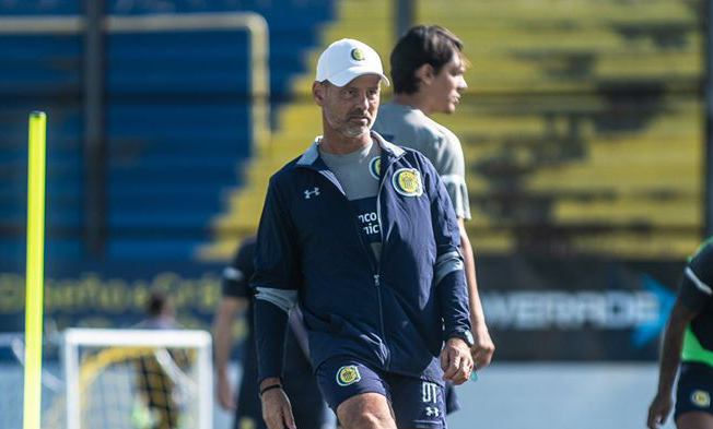 Cocca: «Tenemos un equipo que va a competir y buscará los tres puntos»