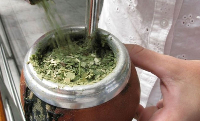 La Anmat prohíbe la comercialización de una yerba mate