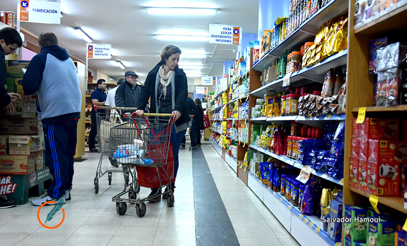 En noviembre cayó el consumo en supermercados pero subió en shoppings y autoservicios
