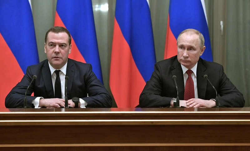 Renunció el primer ministro ruso y todo el gabinete de Putin
