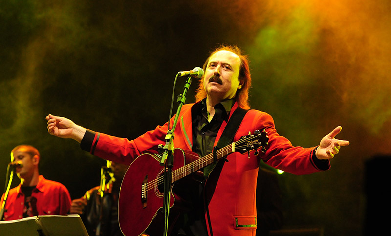 Jaime Roos reedita cuatro discos clave de su carrera