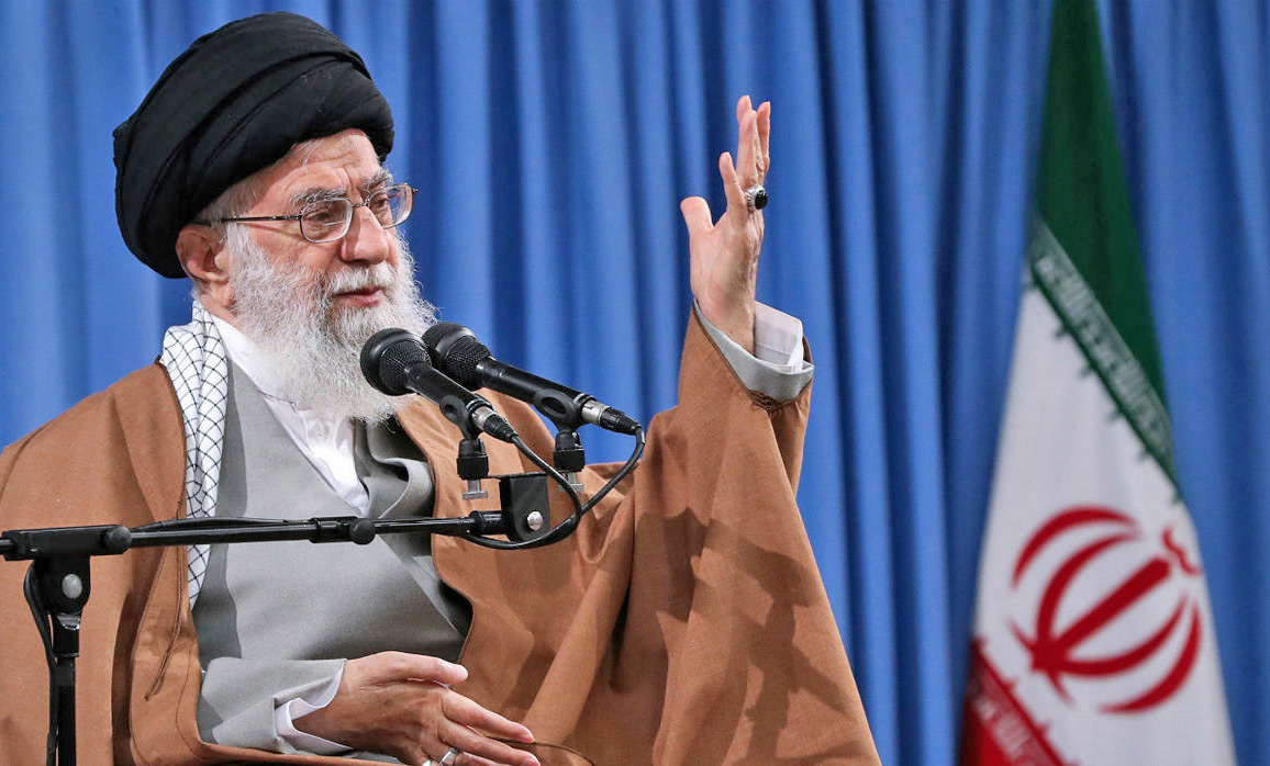 El líder supremo de Irán llama a la unidad islámica frente a EE.UU. y a no confiar en Europa