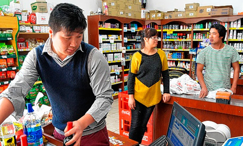 Supermercados chinos piden sumarse al programa Precios Cuidados