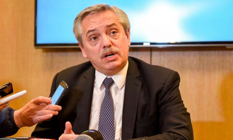 El presidente pide a la gente que denuncie a quienes «aumentan los precios y rompen los acuerdos»