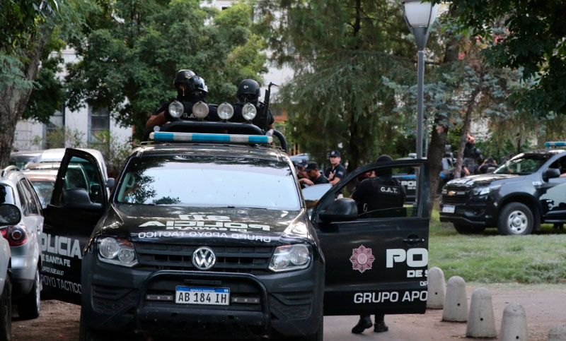 Múltiples allanamientos con detenidos y secuestros de armas en Rosario y Granadero Baigorria