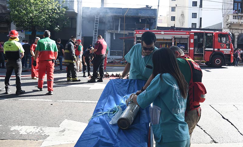 Una mujer murió atrapada en el incendio de un supermercado chino