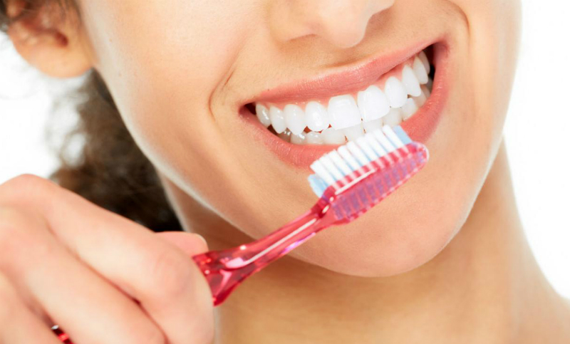 Cepillarse los dientes favorece al corazón