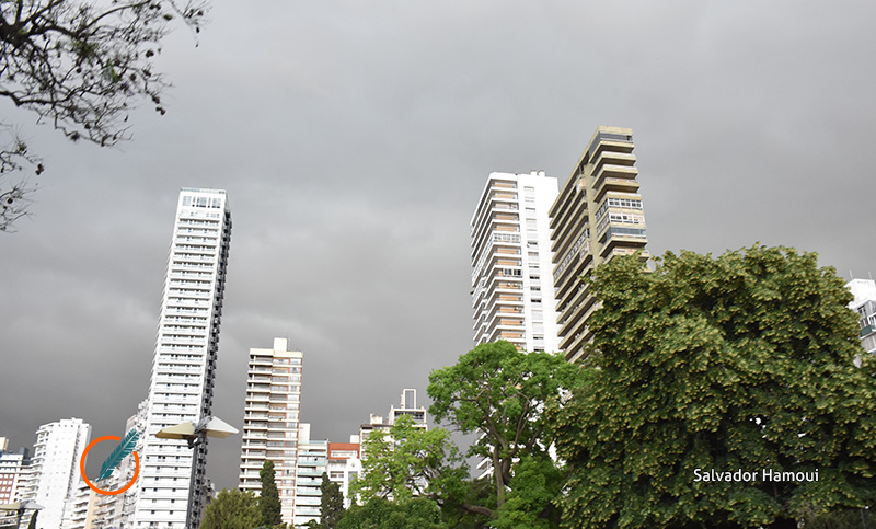 Rige un alerta por fuertes tormentas en la ciudad 