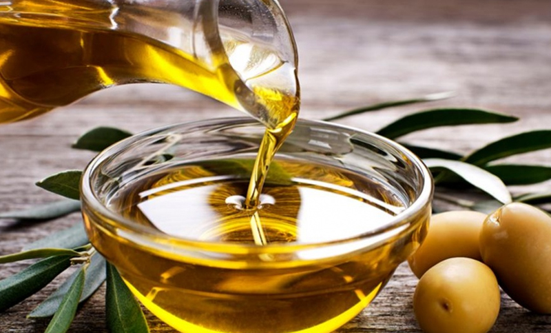 La Anmat prohíbe la venta de un aceite de oliva