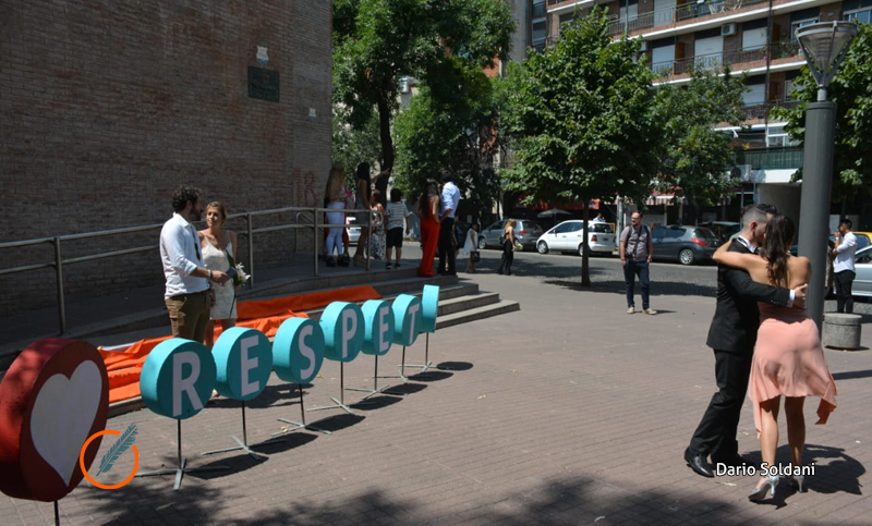 Con música y baile, el Distrito Centro fue sede del Día de los Enamorados