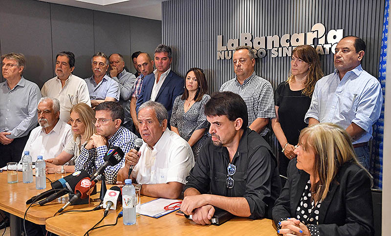 La Asociación Bancaria reclamó que la policía vuelva a custodiar el interior de los bancos