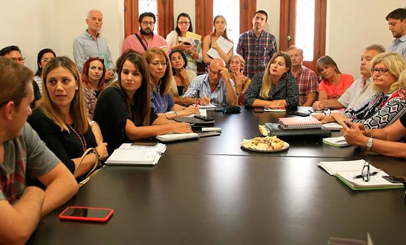 Damnificados por los créditos UVA se reunieron con diputados provinciales