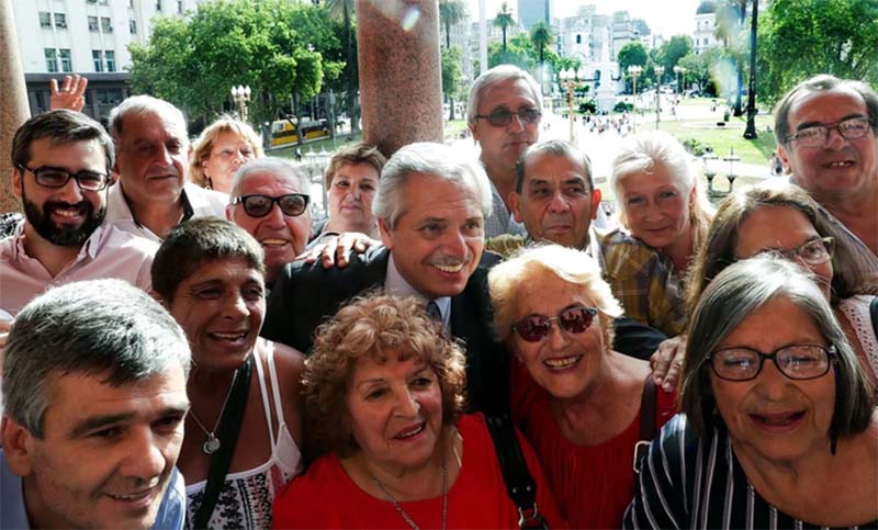 Gobierno posterga hasta las 18 el anuncio de aumentos en jubilaciones y podrían sumarse otras novedades