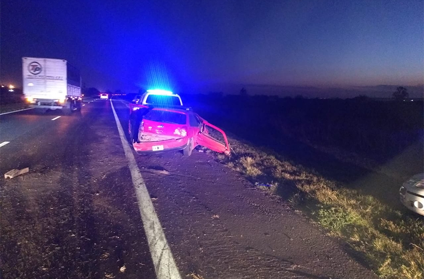 Un conductor alcoholizado atropelló a policías que trabajaban en un siniestro vial