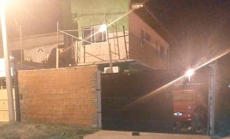 Lluvia de balas contra una propiedad y varios detenidos