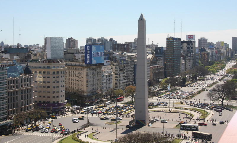La mitad de los trabajadores de la ciudad de Buenos Aires gana $27.000 o menos
