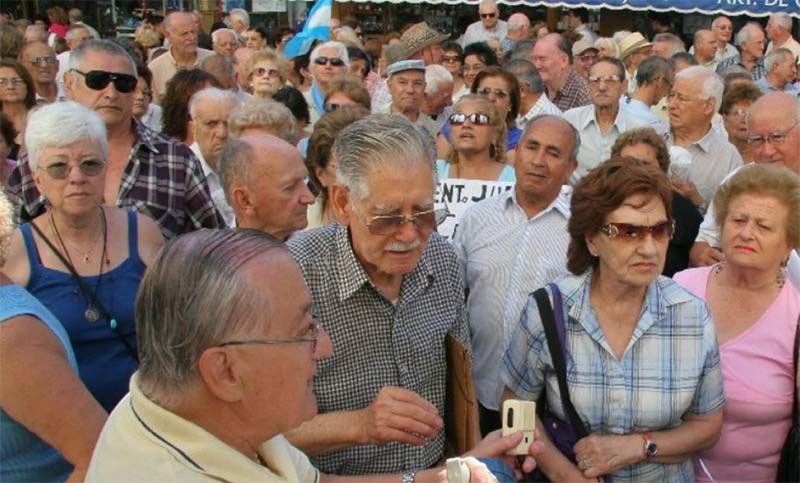 Jubilados: presentaron el primer amparo judicial contra el último aumento