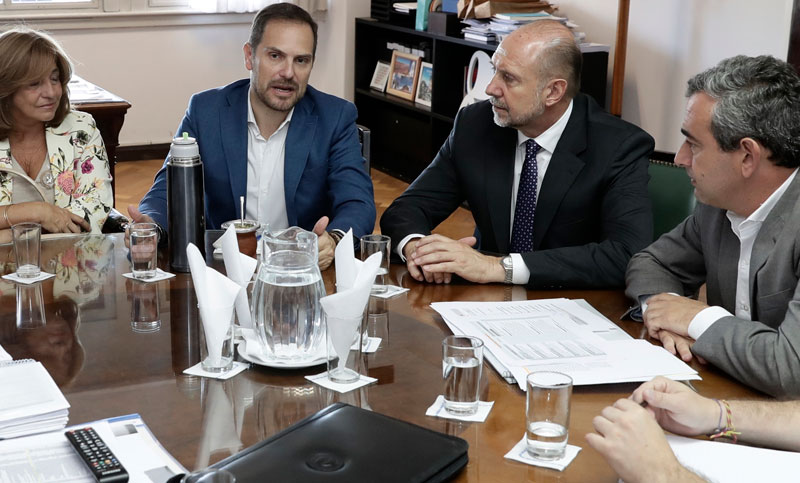 Perotti y Javkin se reunieron con el secretario de Obras Públicas de la Nación por las obras en el Monumento