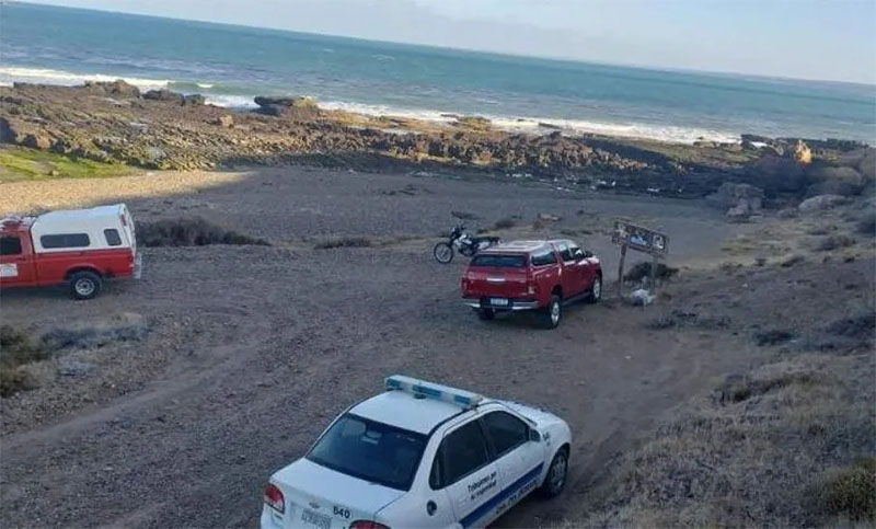 Conmoción: matan a un niño y violan a su madre en una playa