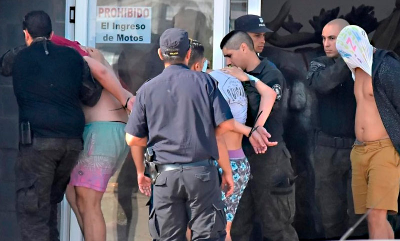 Crimen de Villa Gessell: dos de los rugbiers se negaron a declarar y cuestionaron a la fiscal del caso 