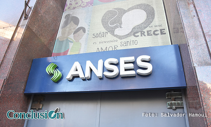 Más de 900.000 personas iniciaron el trámite por el Ingreso Familiar de Emergencia