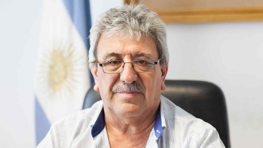 El titular del gremio de trabajadores rurales dijo que no es momento para que pare el campo
