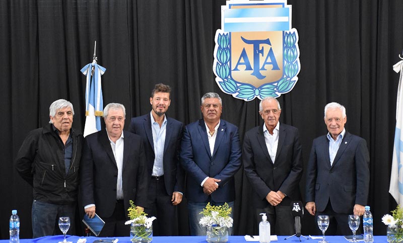 Con la dirigencia unida, la AFA oficializó la Liga Profesional de fútbol