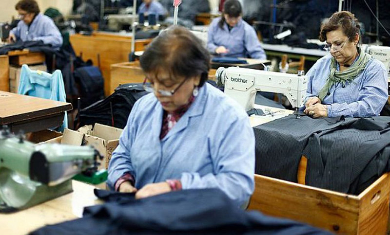 Las mujeres son el principal sostén económico de los hogares más vulnerables