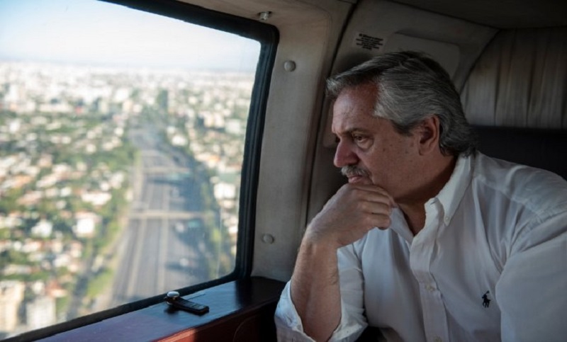 Fernández descartó el estado de sitio y dijo que «es una posibilidad» extender la cuarentena