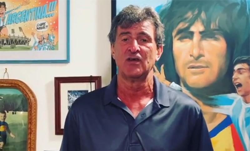 Kempes afirmó que aquellos que violan el aislamiento «no tienen dos dedos de frente»