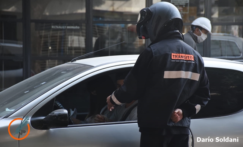 Operativos de control: 15 detenidos y dos vehículos secuestrados por circular sin autorización 