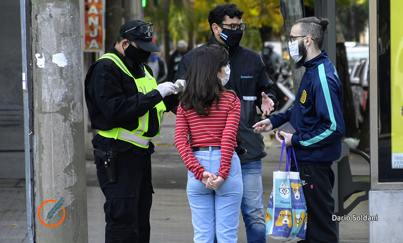 Siguen los controles: ocho detenidos y un auto remitido al corralón en las primeras dos horas