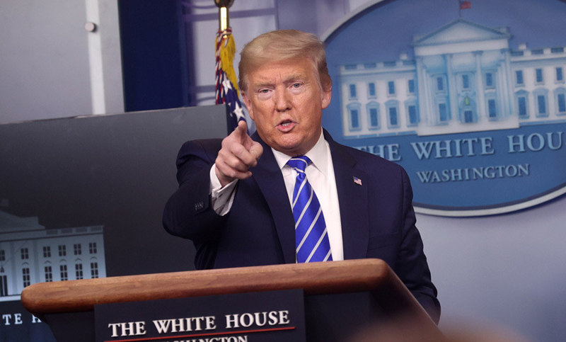 Trump sugirió la ingesta de desinfectante para combatir el nuevo brote de coronavirus