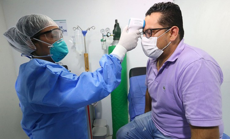 Tres personas murieron y 69 fueron diagnosticadas con coronavirus en Agentina este lunes