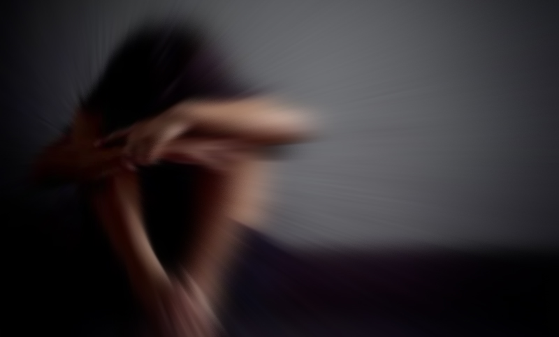 Abusó sexualmente de su hija de 12 años reiteradas veces y se entregó a la policía