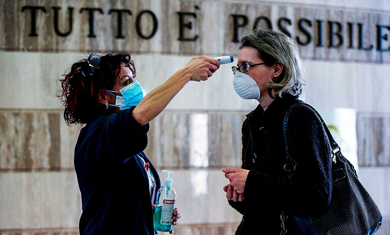 Italia sigue con el descenso de personas positivas de coronavirus