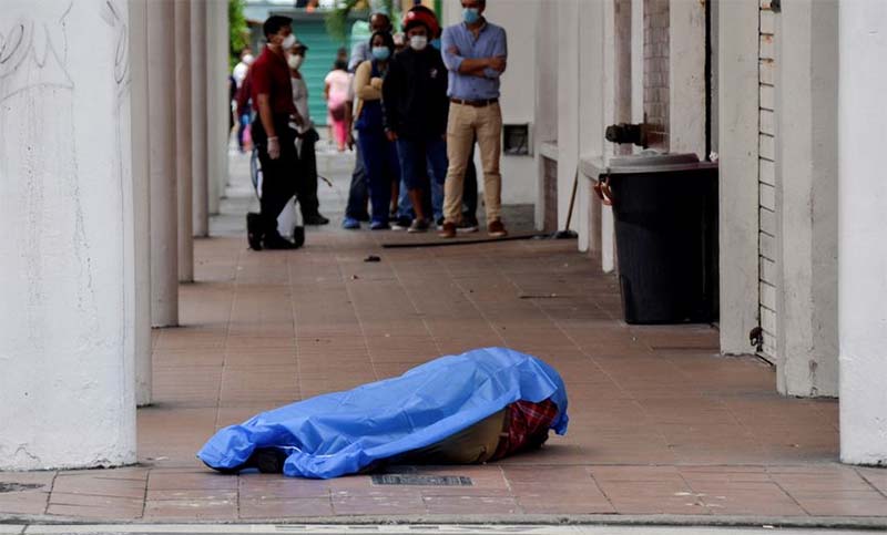 Arrojan cadáveres a las calles de Guayaquil de personas que murieron en sus casas, presuntamente por coronavirus