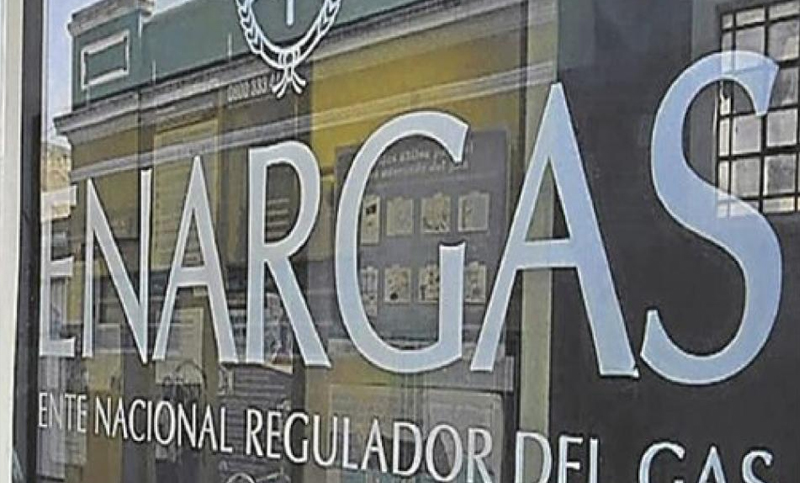 Enargas oficializa derogación de resolución de Cambiemos sobre traslado del precio de gas a tarifas