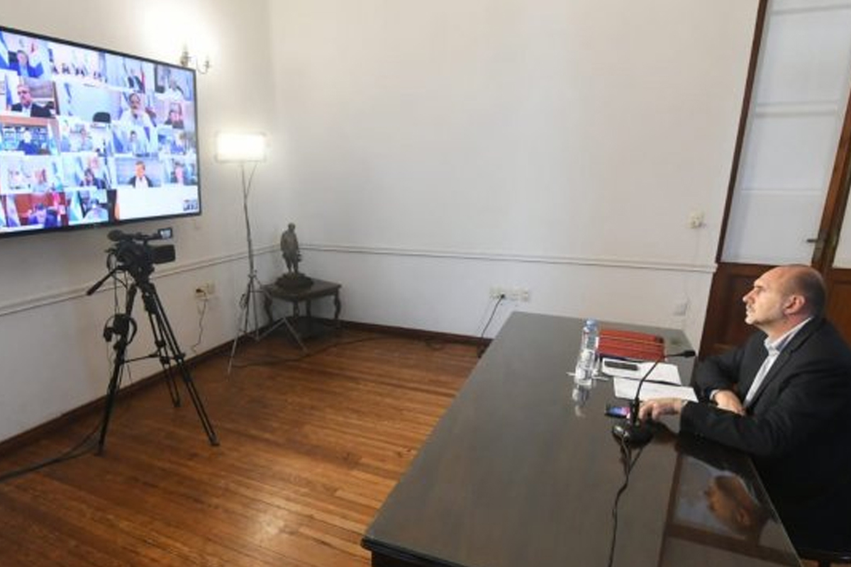 Los gobernadores plantearon al Presidente la necesidad de continuar con el aislamiento obligatorio