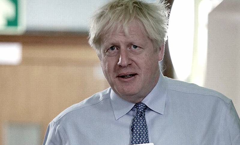 En su reaparición tras recuperarse de coronavirus, Johnson ratifica la continuidad de la cuarentena